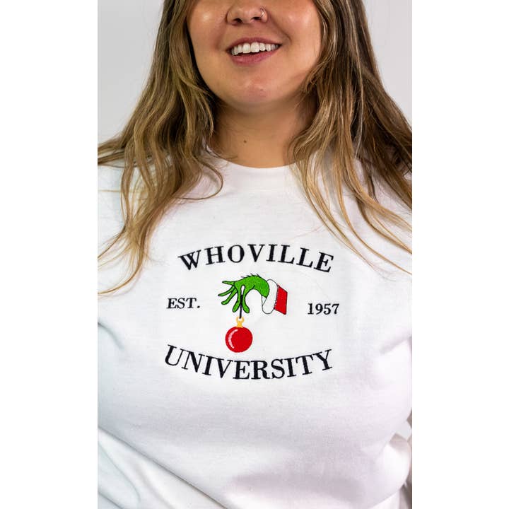 Bestickter Rundhalsausschnitt mit Grinch von Whoville University für den Großhandel von Bag It Up Boutique