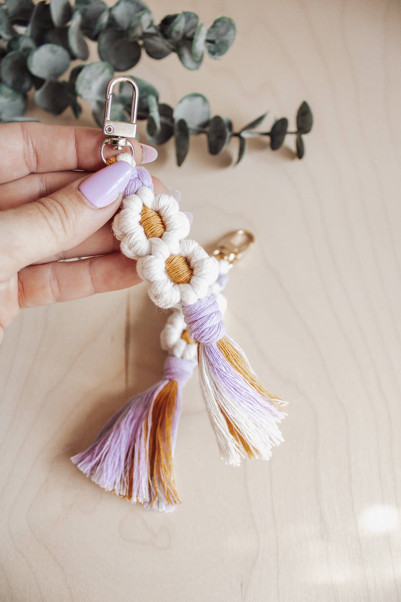 Modern Bo Studio – wholesale Keychain – Women's – Double Daisy Keychain1