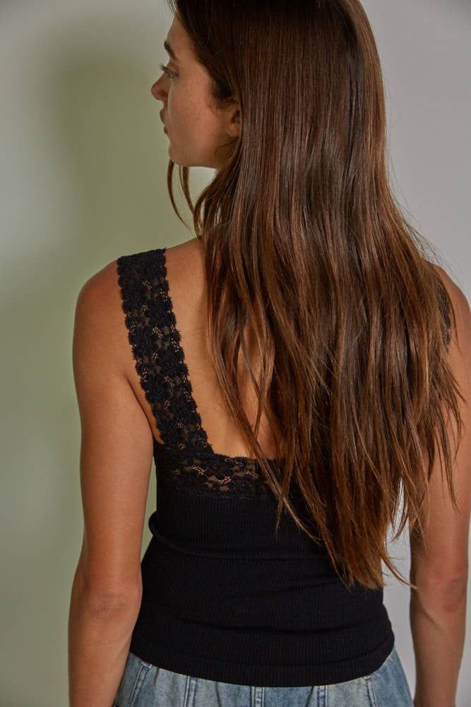 By Together – Großhandel Tanktop – Damen – S1217N | Strick-Top mit Nahtloser Rippstruktur und Spitzensaum4