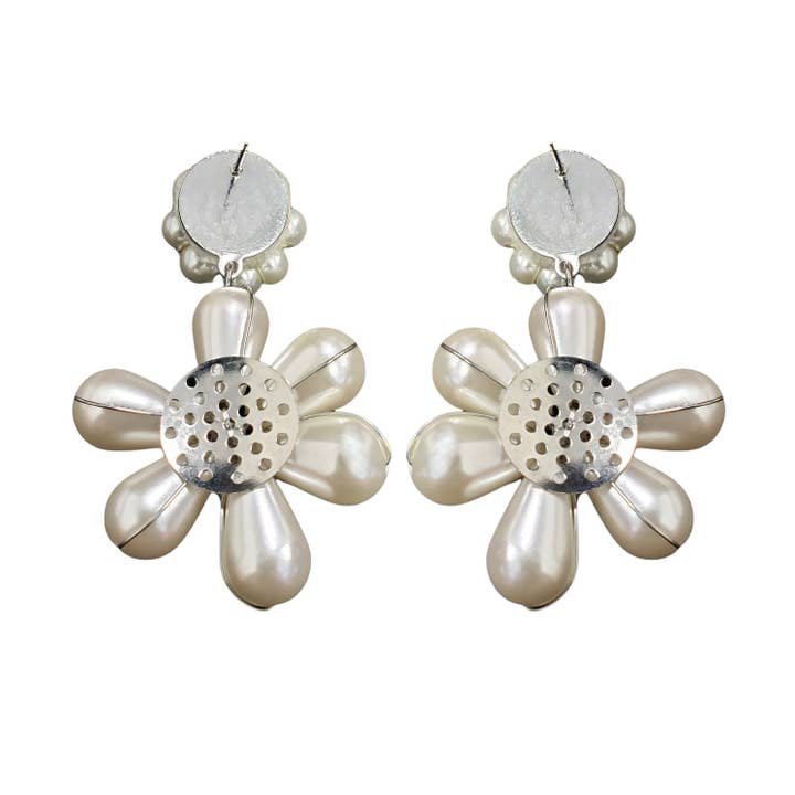 Bijoux Envie Statement Jewelry - Wholesale Dangle Earrings - Chunky Pearl Flower Statement Earring | Floral | Coastal1