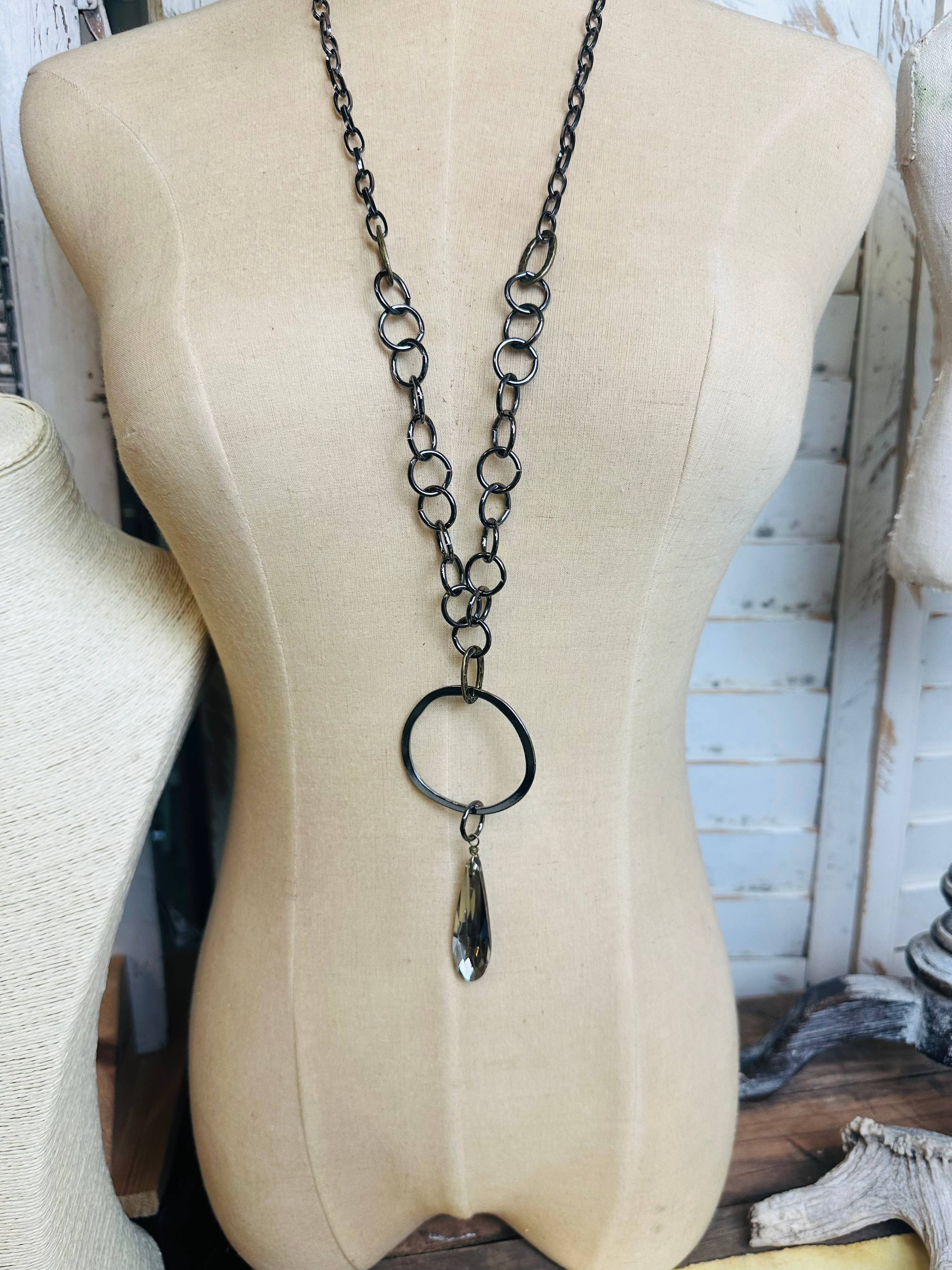 Scooples Jewelry - Wholesale Link & Chain Necklace - Gorgeous Gunmetal Crystal1