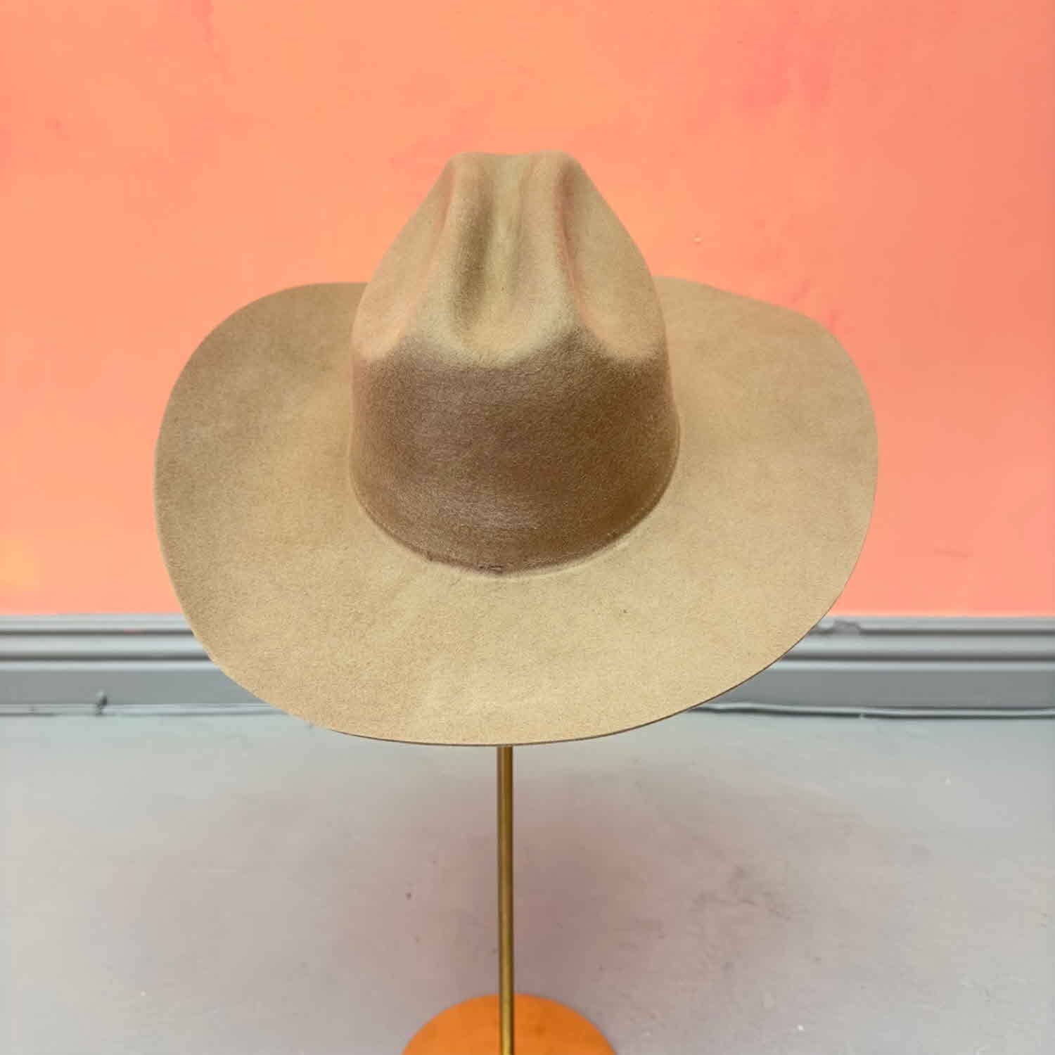 One and Only Accessories - Wholesale Cowboy Hat - Women's - Classic cattleman Cattleman cowboy hat in  Australian wool38