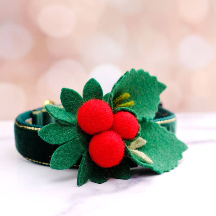 Mimi Green – Großhandel Haustierhalsband – Hund – Weihnachtliches Halsband-Accessoire mit Stechpalmenmotiv für Hunde0