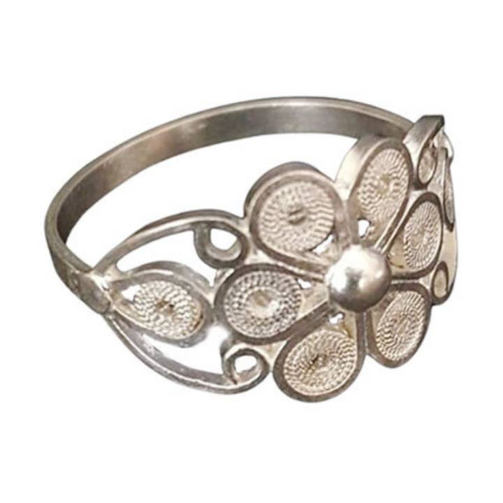 Louise 6 petals flower Filigree Ring Silver for wholesale by Alejandra Collective