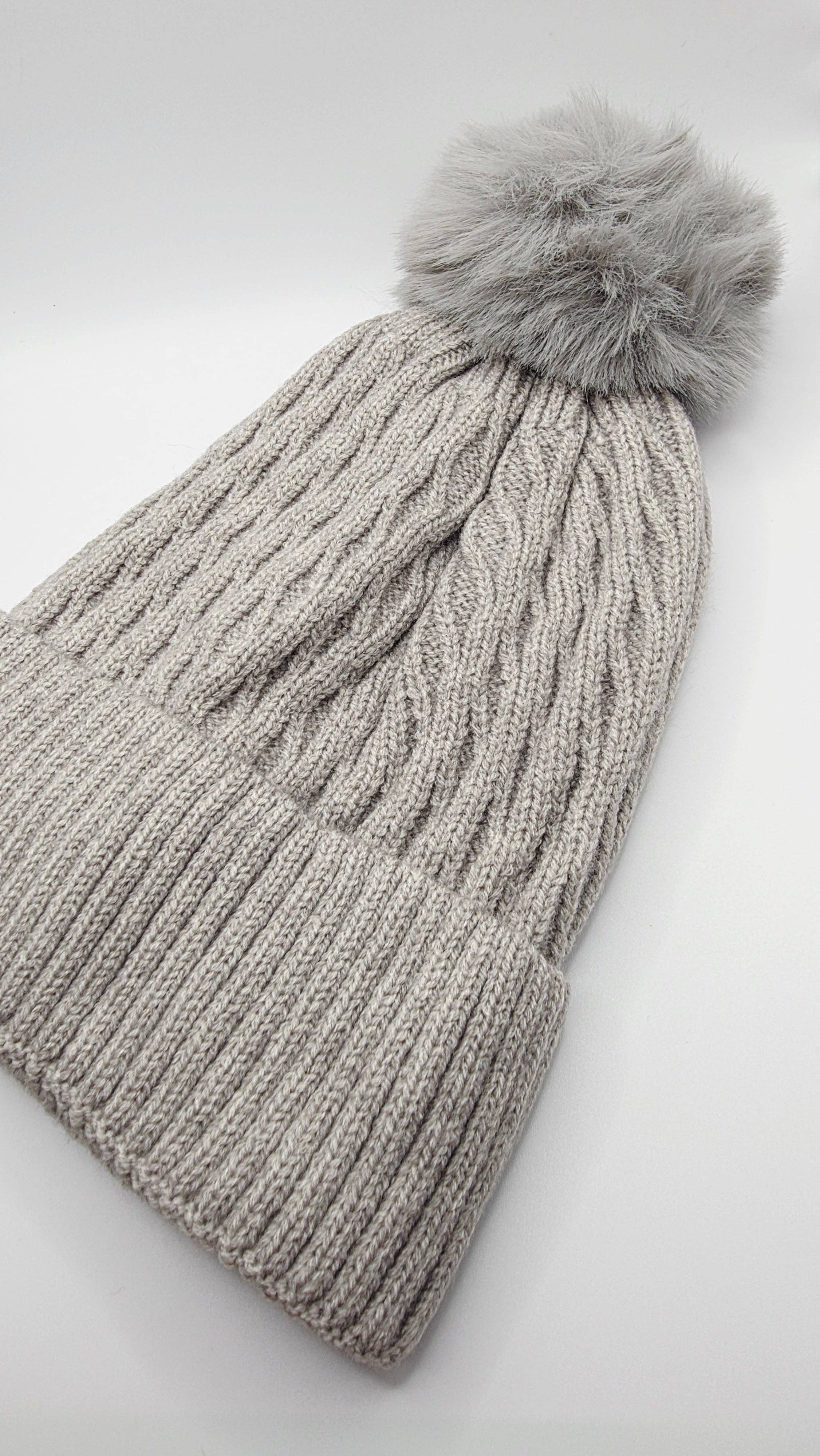 Arya Jewellery Wholesale – wholesale Beanie – Women's – Cable Knit Fluffy Bobble Hats Pack of 124