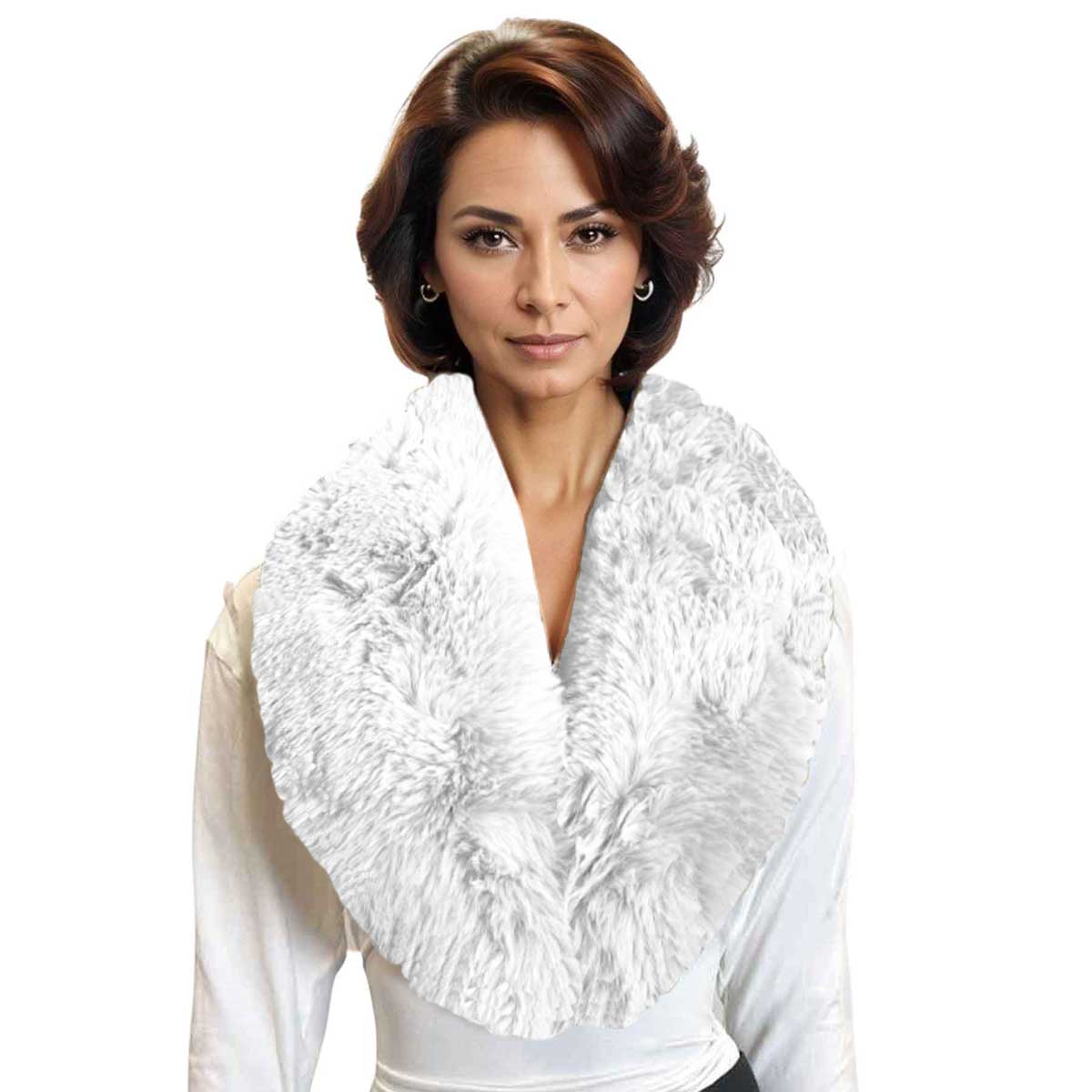 The Magic Scarf Company - Wholesale Fur/Faux Fur Coat - Women's - LC3800 - Faux Fur Collars12