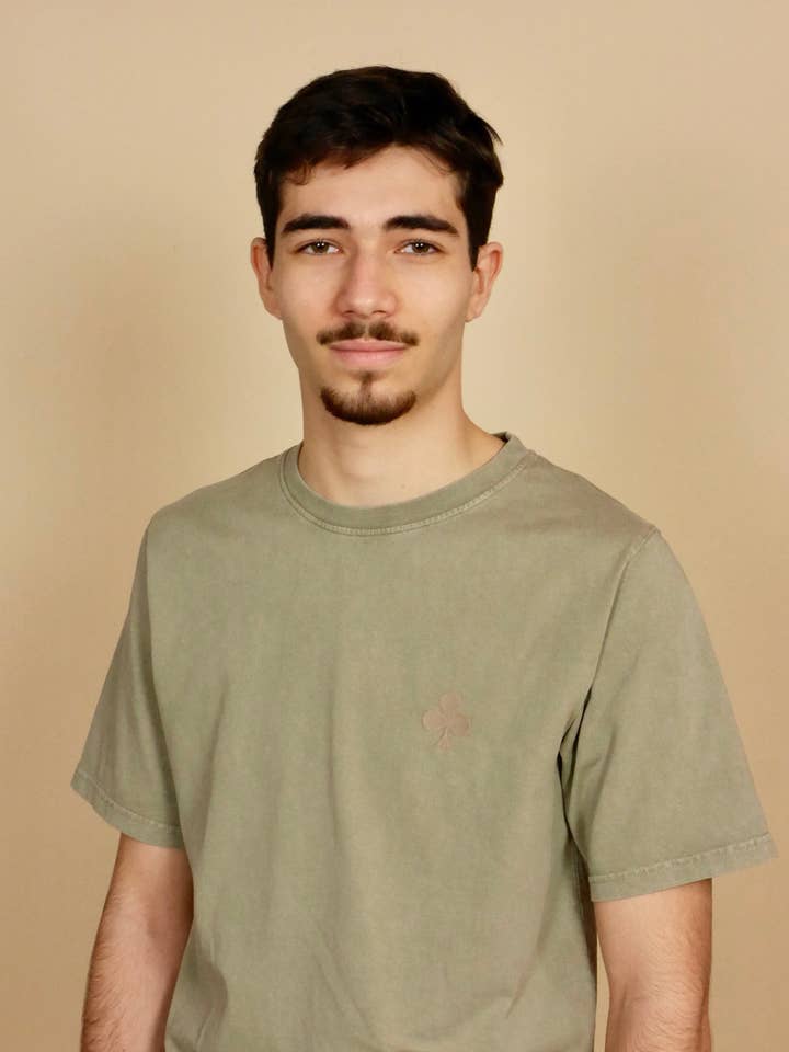 T-shirt Dune Vintage – Trifoglio Ricamato Ton sur Ton per la vendita all'ingrosso da parte di monsieurbarr