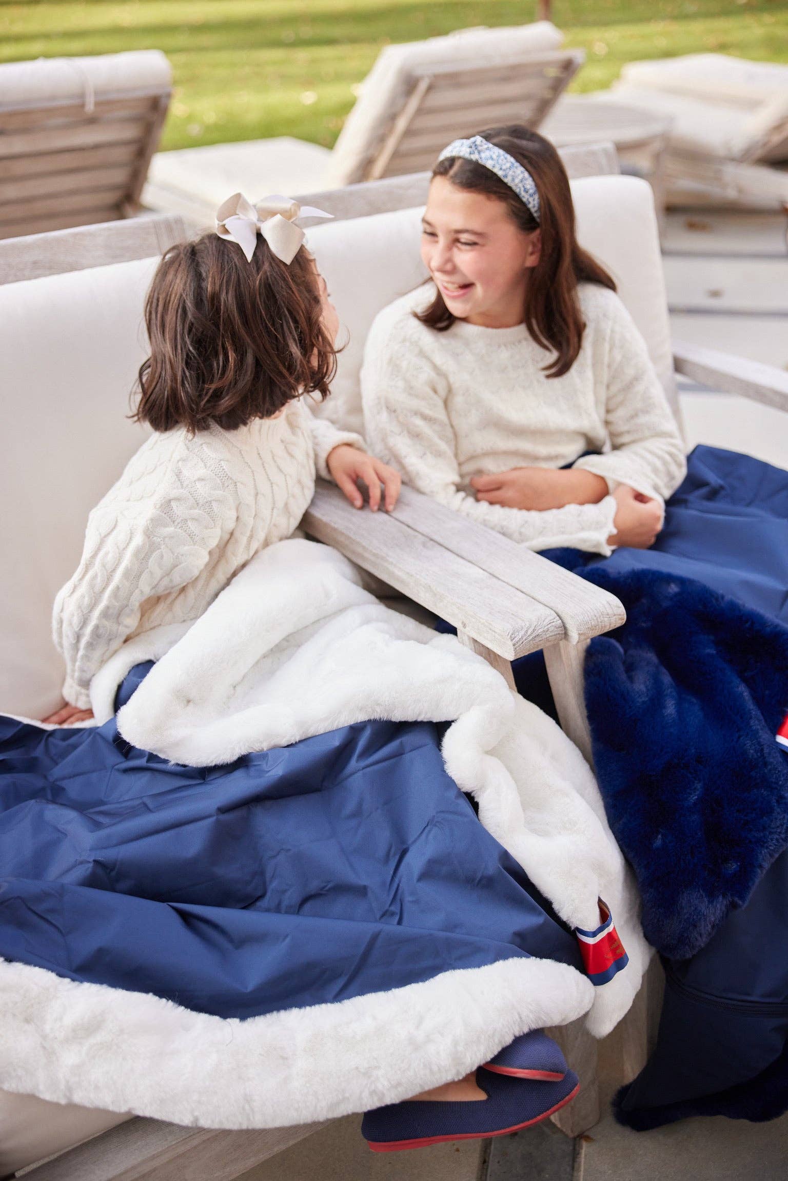 Pretty Rugged - Wholesale Throw Blanket - Waterproof Windproof Outdoor Blanket | Pretty Rugged21