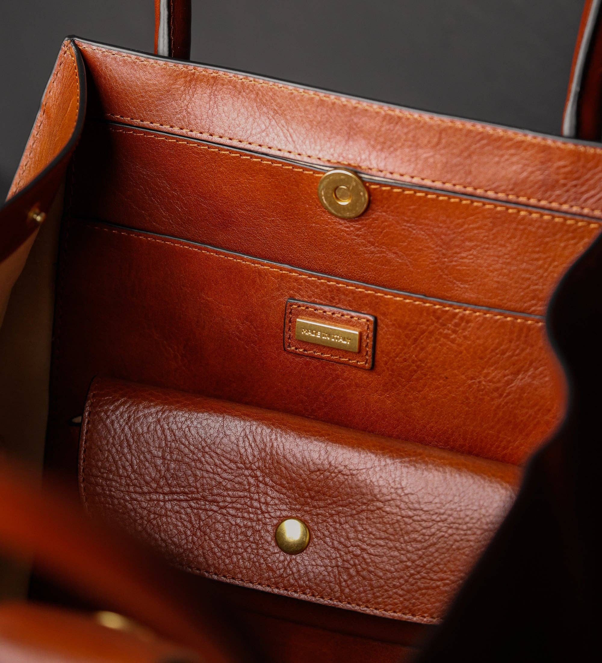 Cognac Brown Matte Leather Handbag Tote Bag for Women - The Woman In White for wholesale on Faire10