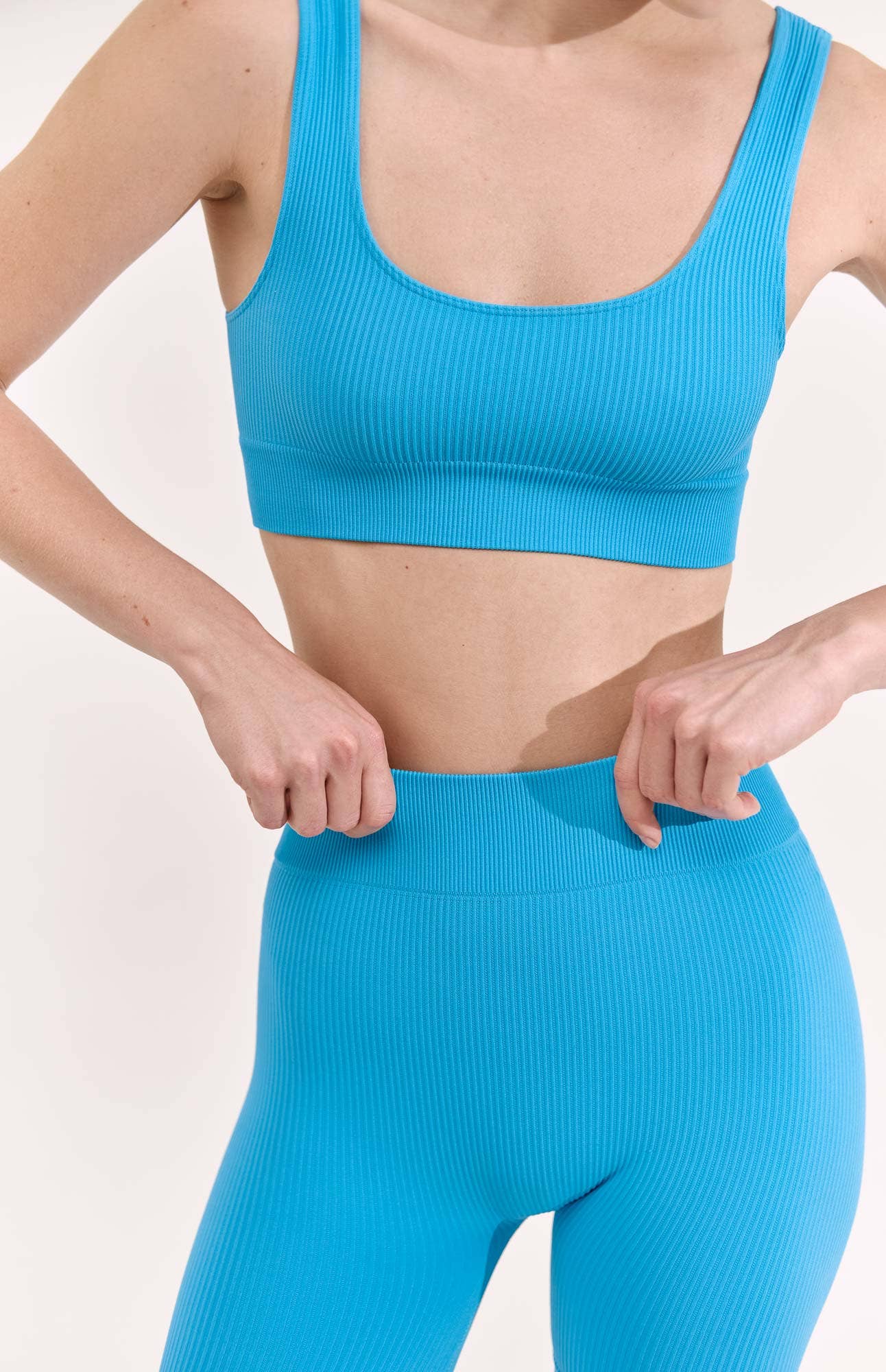 SIAWEAR - Wholesale Fashion Leggings - Women's - Leggings Bike Shorts Ribs CRYSTAL AZURE Yoga Pilates 🇮🇹0