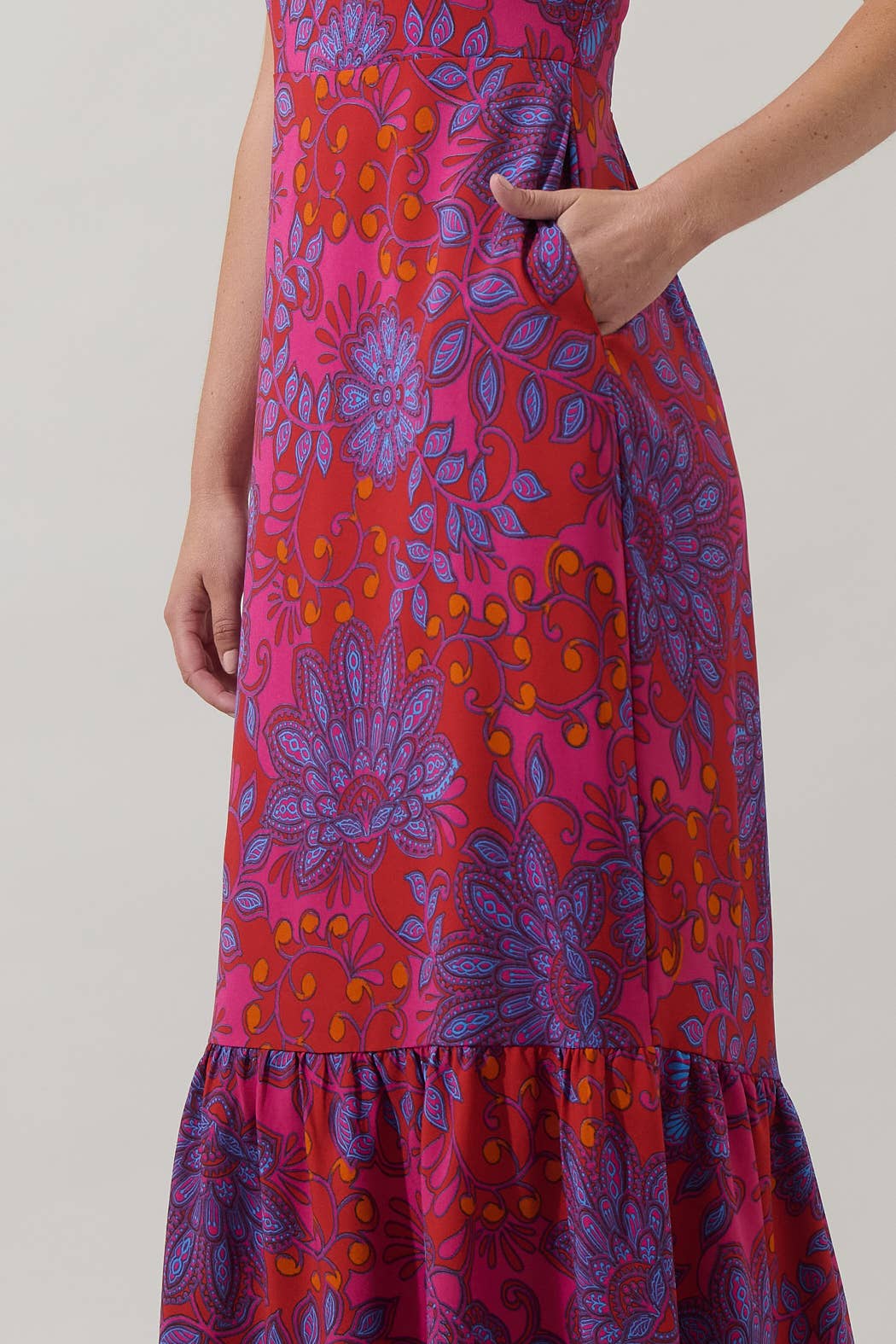 FUCHSIA-MULTI Robe maxi à volants Orla Floral Darret en vente sur Faire6