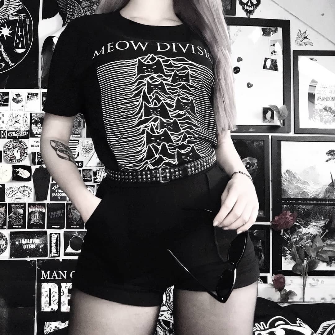 Gothicat – Großhandel T-Shirt mit Siebdruck – Unisex – Meow Division T-Shirt2