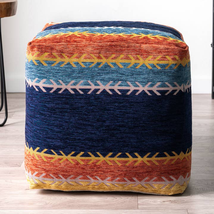 Pouf ultra doux Melisa Bohemian à rayures turques, multicolore pour la vente par LR Home