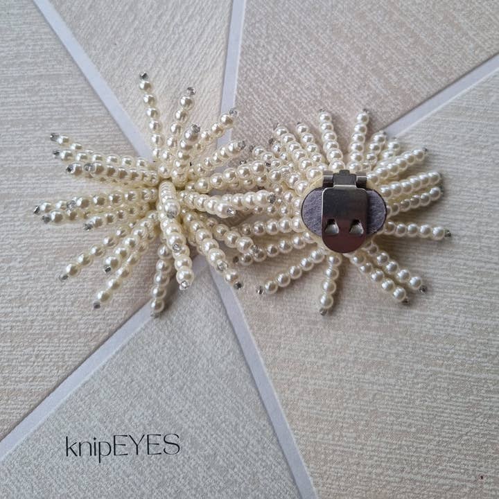 knipEYES - Wholesale Shoe Jewelry - Women's - Shoeclips & Fashionclips Pearl Flower Moving (per pair)4