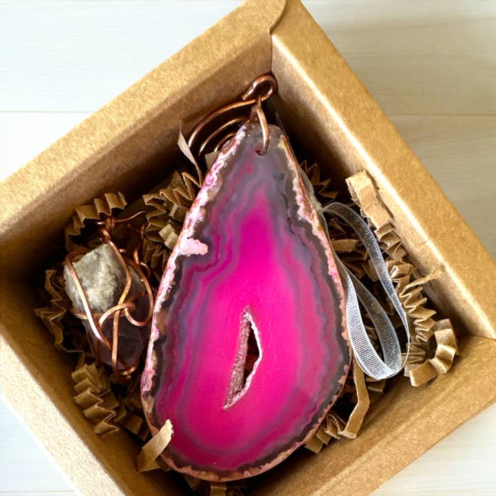 Well Fed Wolf L.L.C. - Wholesale Suncatcher - Handcrafted CopperWire-Wrapped Crystal Stone Window Hangings7