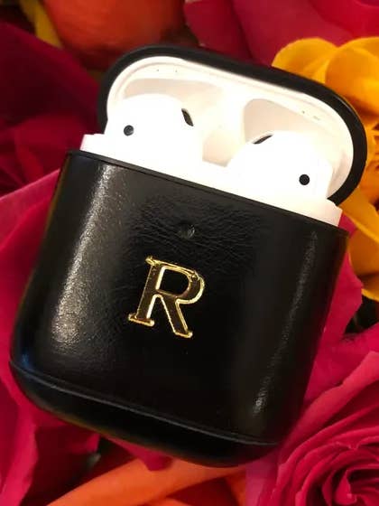 Custodia per AirPods (modelli 1 e 2) per la vendita all'ingrosso da parte di Pelle Fine Leather