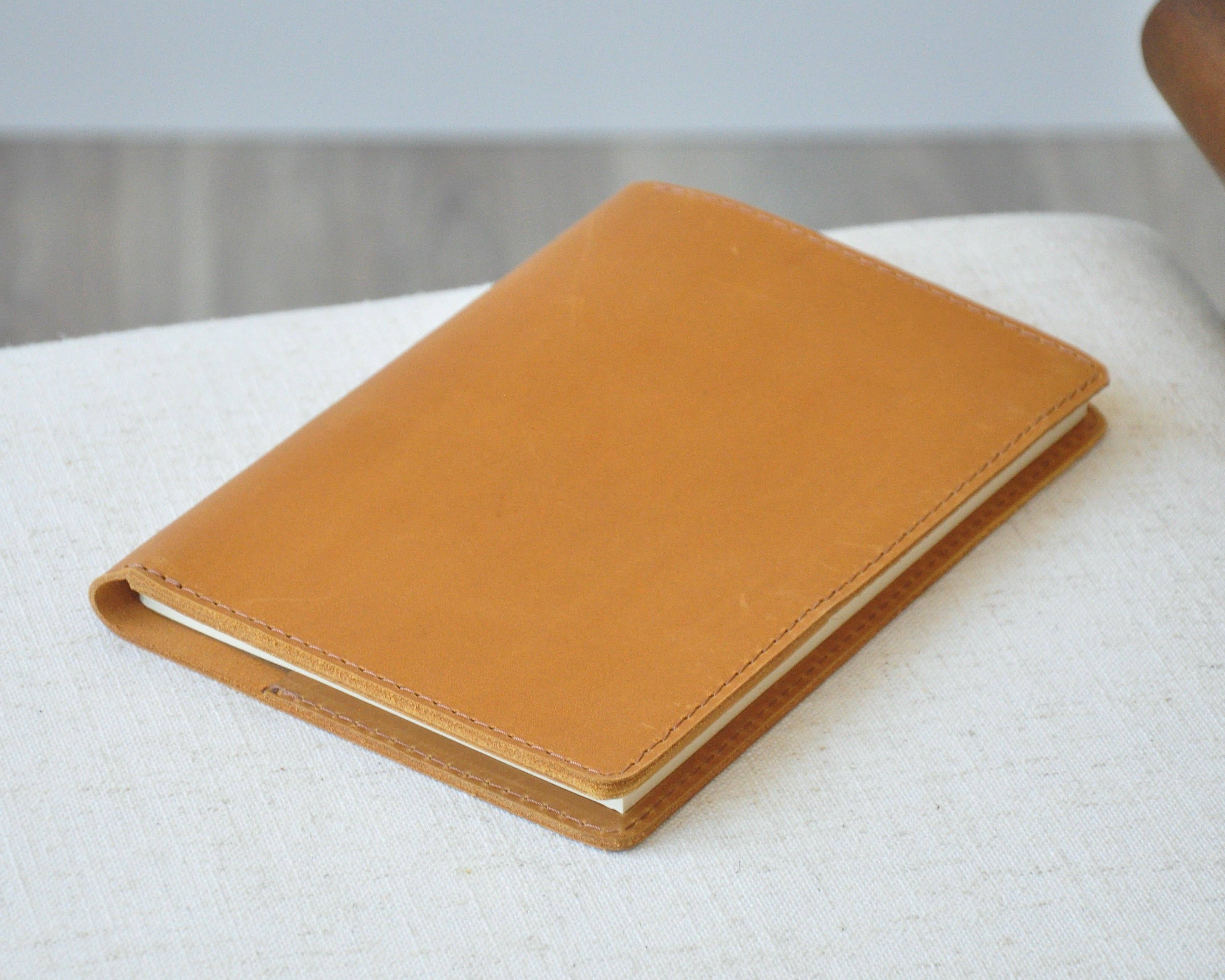 Zelaki Leather Company - Wholesale Journal/Diary - Refillable Leather Journal | Full-Grain Leather A5 Portfolio3