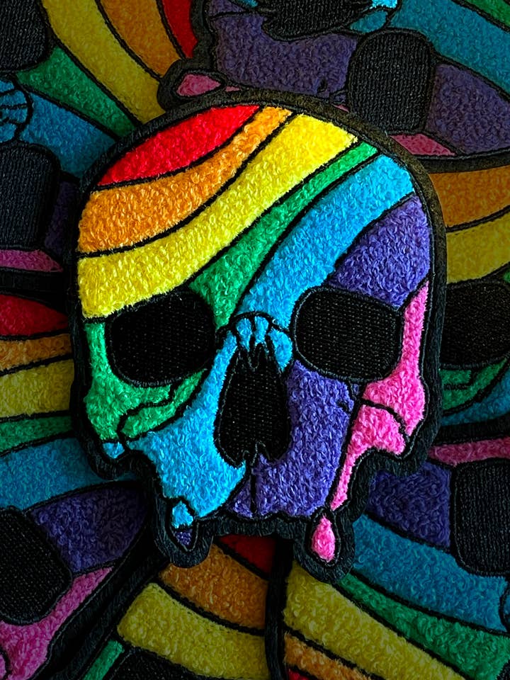 Patch Tête de Mort Arc-en-Ciel pour la vente par Mallory Hart Art