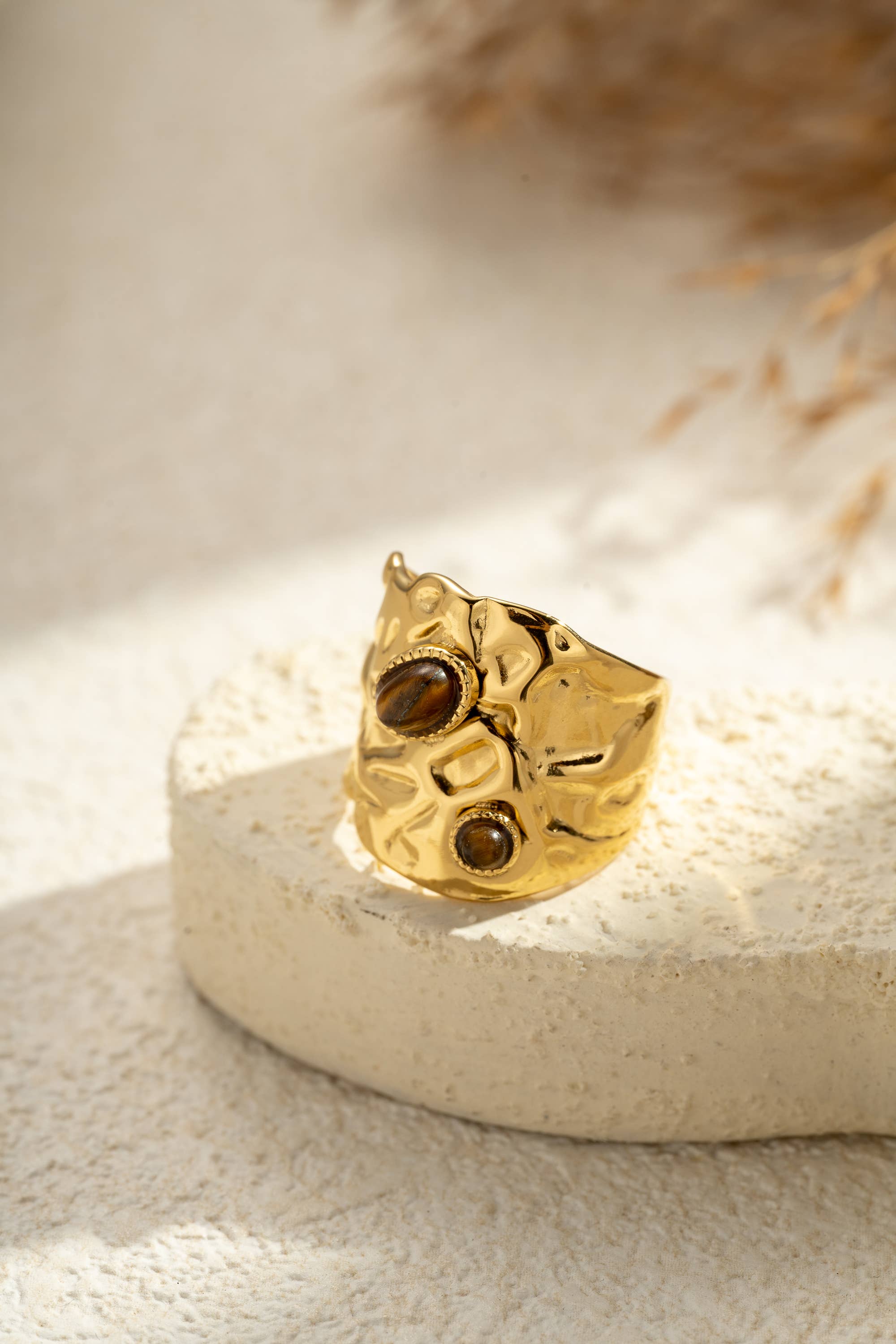 COSMOS - Wholesale Cocktail/Statement Ring - Hammered Gold Ring Natural Oval Stone Stainless Steel2