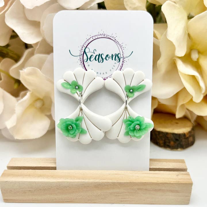 Sloane Fans | Summer for wholesale by Seasons in Kansas City