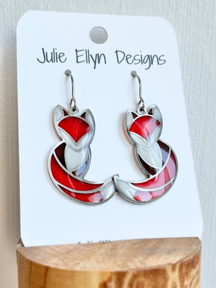 Øreringe med farvet glas og elegant ræv - Sølv for engroshandel hos Julie Ellyn Designs