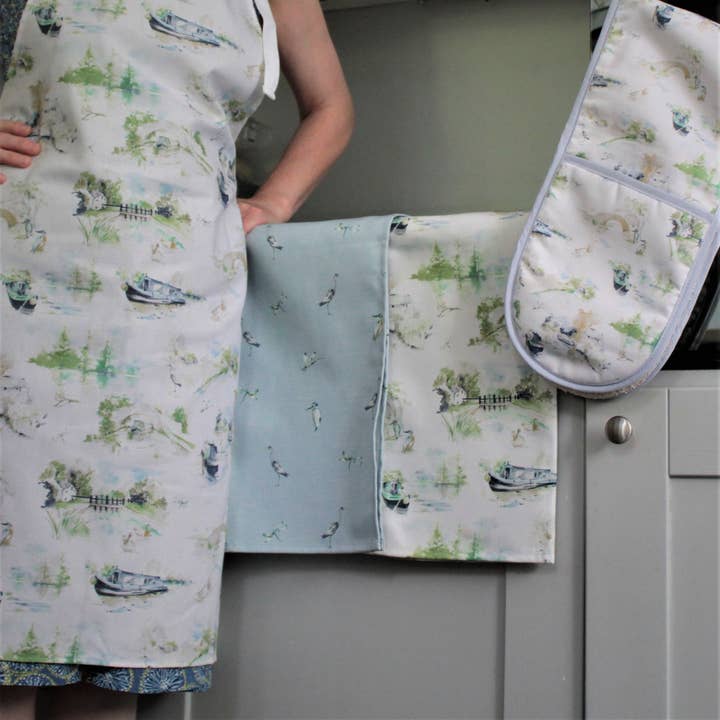 Aqua by Design - Wholesale Tea Towel - Tea Towel, Canal Scene, Narrowboats & English Countryside2