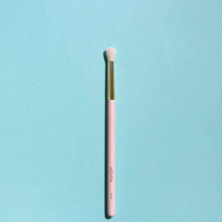 Moira Cosmetics - Wholesale Eye Makeup Brush - 103-Defined Crease Brush