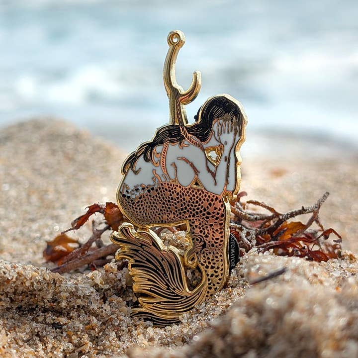 De Huilende Sirene Verzamelaars Harde Emaille Pin voor wholesale door WitchesandPins