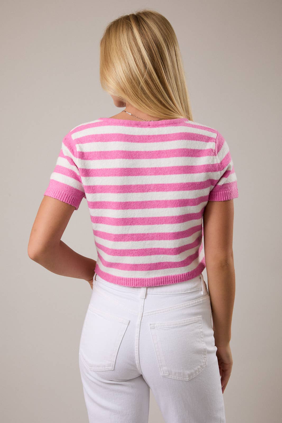 LE LIS - Wholesale Knit Sweater - Women's - SHORT SLEEVE ROUND NECK STRIPED SOFT SWEATER CROP TOP8