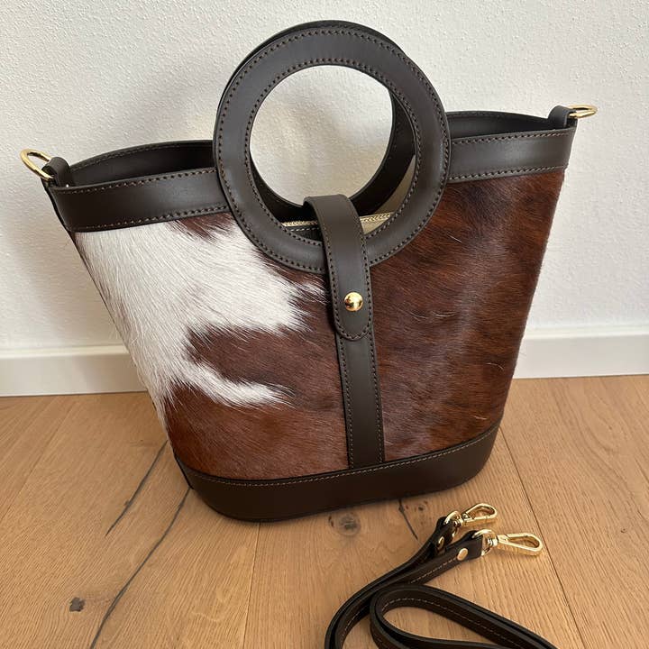 CIRCLE- "caballito" y otras tendencias de Resultados para accesorios para caballos al por mayor. Devoluciones gratuitas y condiciones de pago a 60 días en Faire en Faire.