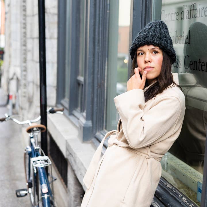 Tuque en grosses mailles tricotée à la main and other Purchase Wholesale tricoter un chale en grosse laine. Free Returns & Net 60 Terms on Faire trending on Faire.