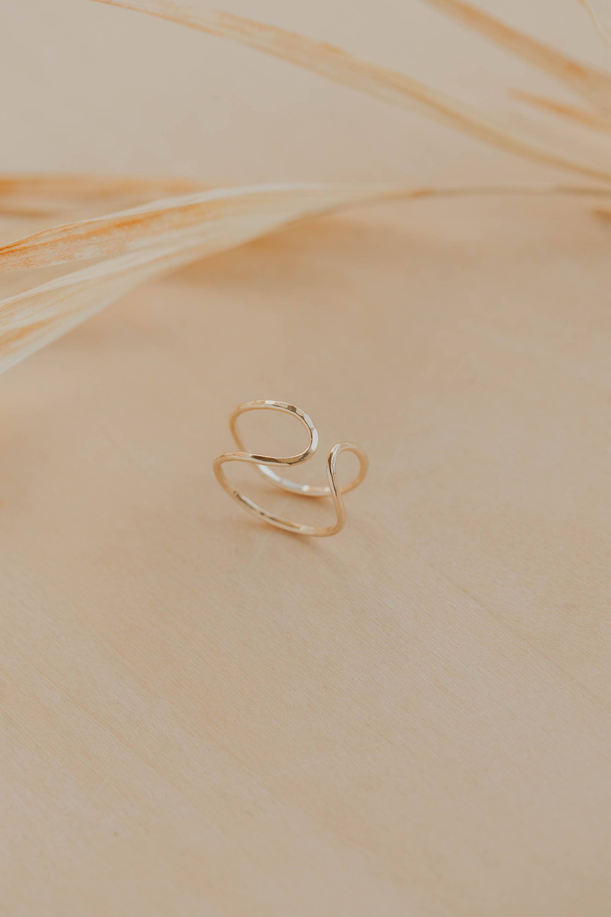 Hello Adorn – Großhandel Band/Stapelring – Drehring | 14-karätige Goldfüllung+Sterlingsilber