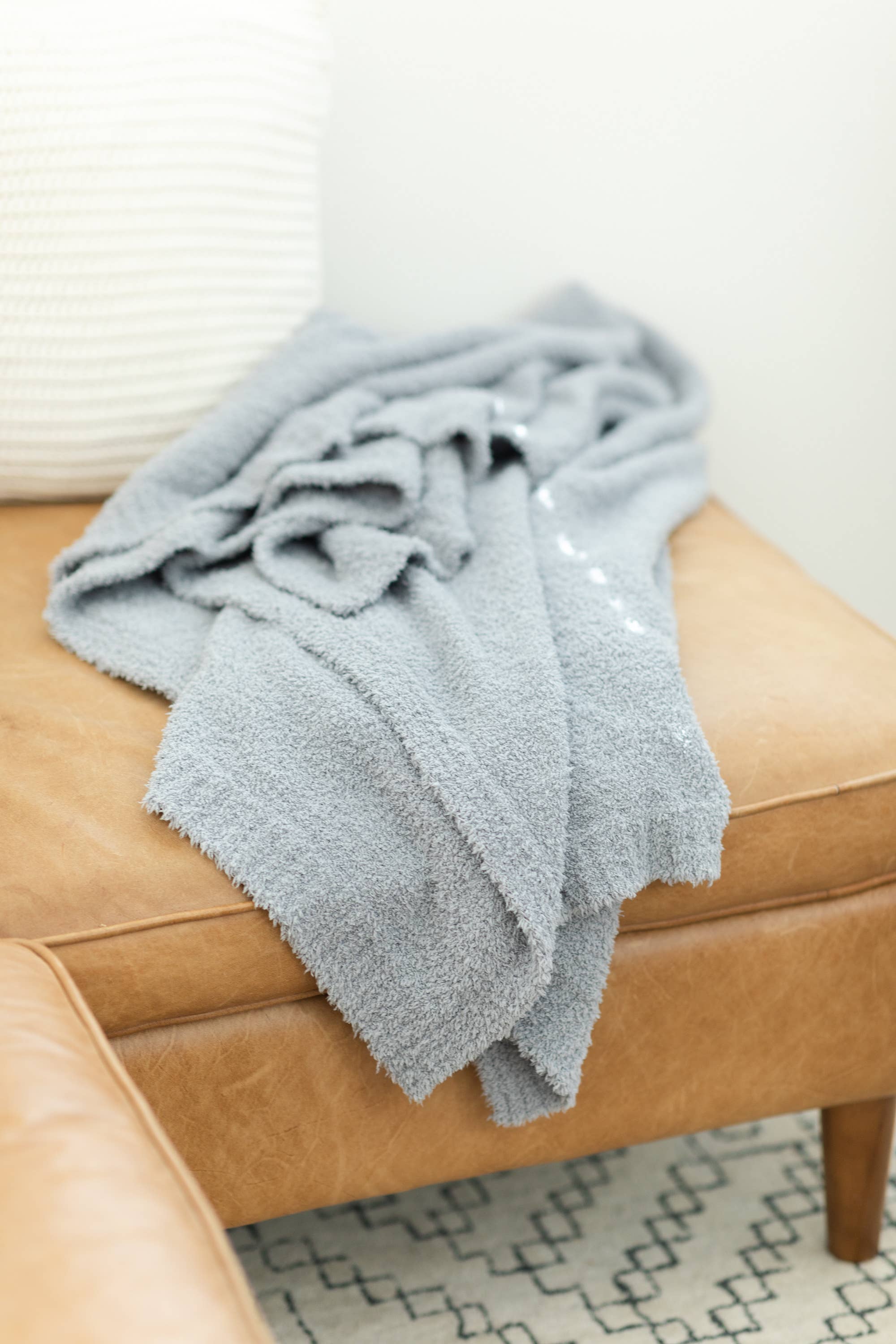 Cozy Threads - Wholesale Throw Blanket - Cozy Threads Bamboo Lightweight Cooling Blanket Throw, Gray6