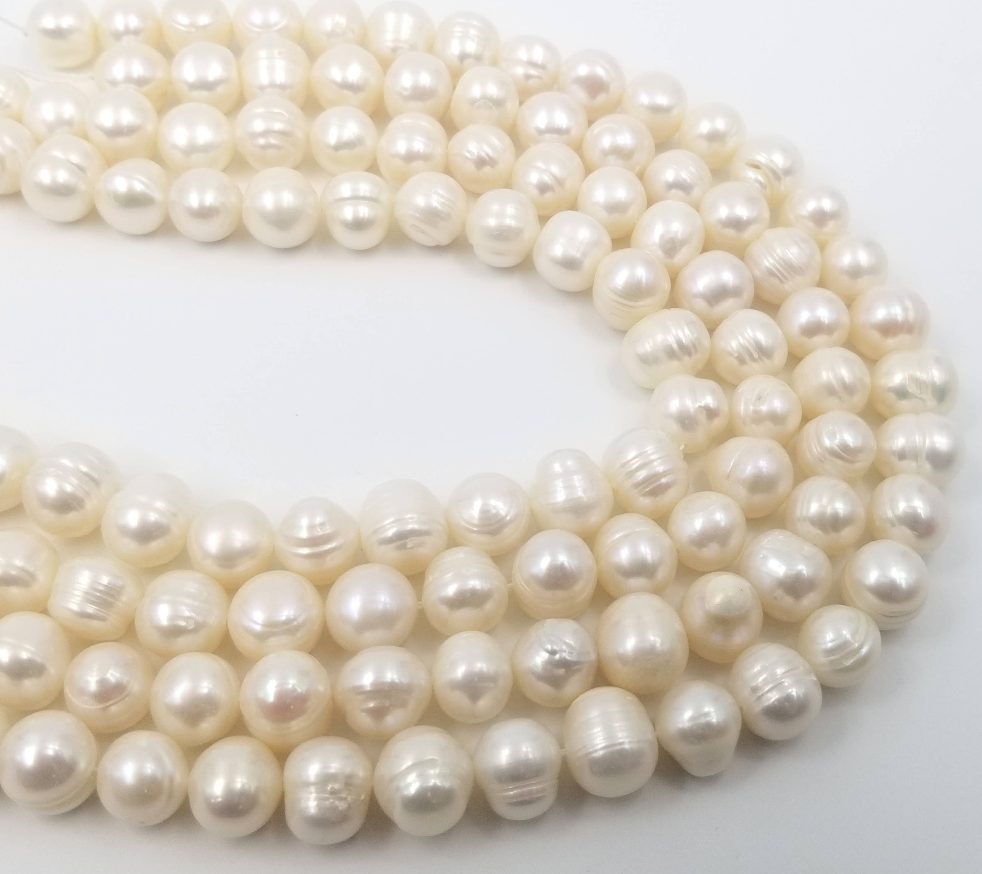Beads Creation - Vente Perle - Perles de culture d'eau douce blanches en forme de pépite, centrées PRP36610
