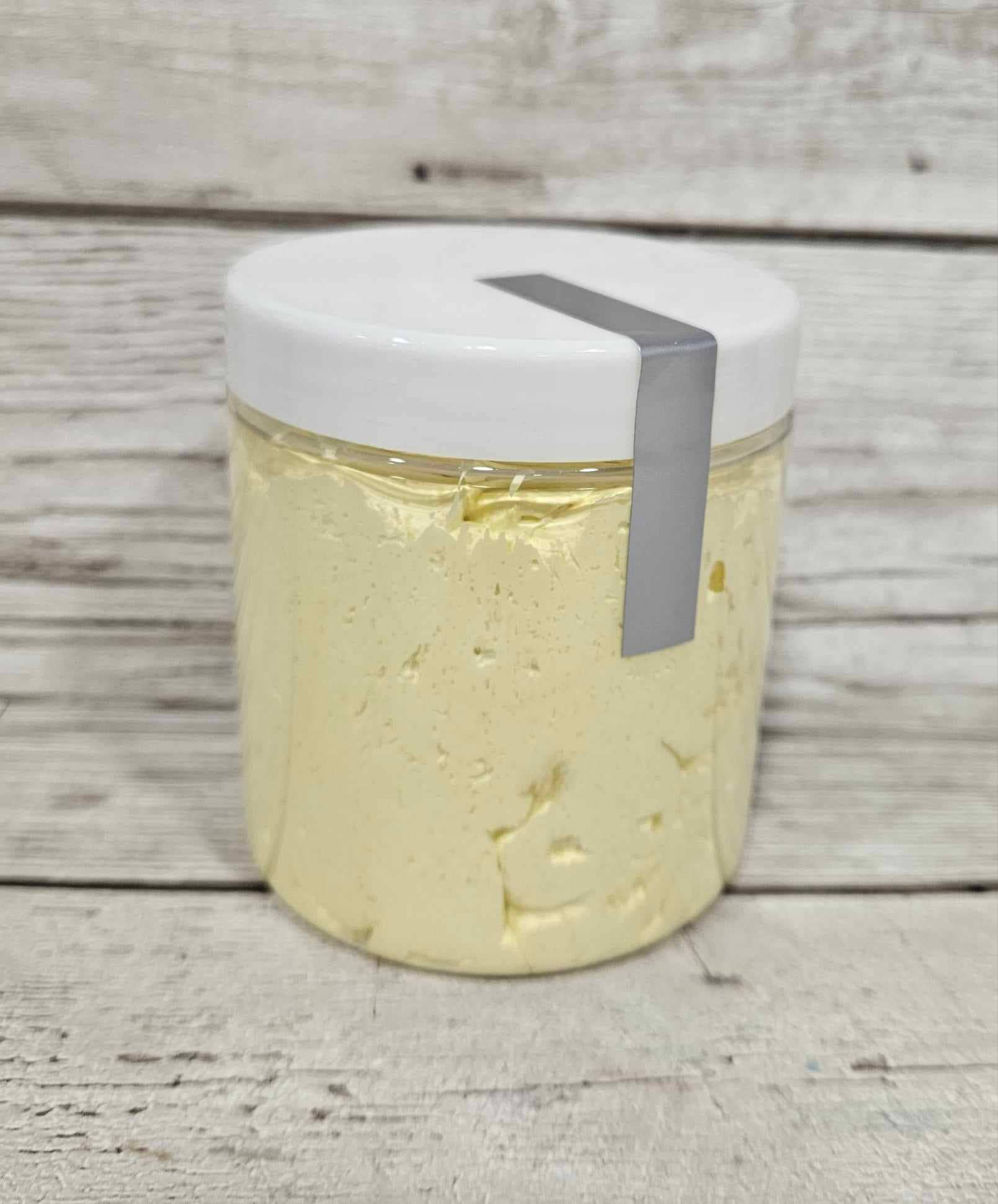 The Soap Sisters – wholesale Body wash/shower gel – L Million Soap Fluff2