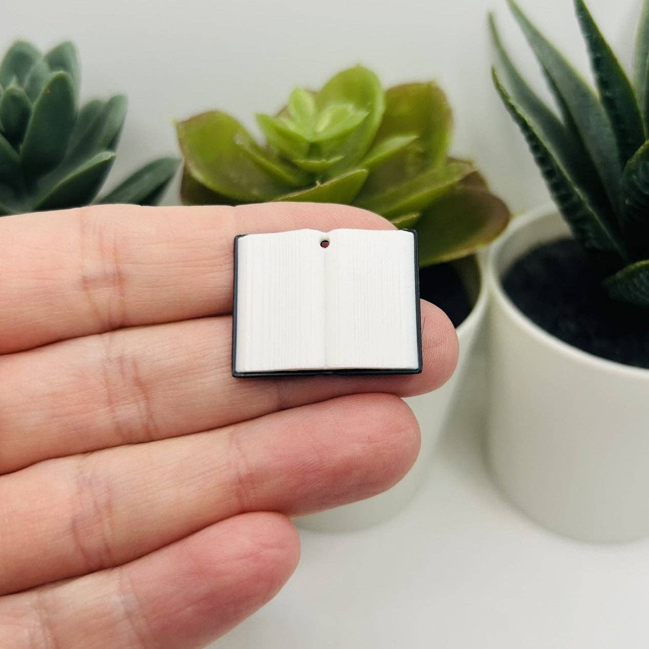 Guerrilla Charm - Wholesale Individual Charm/Pendant - 3D Black Open Book Charms, 25x20mm1