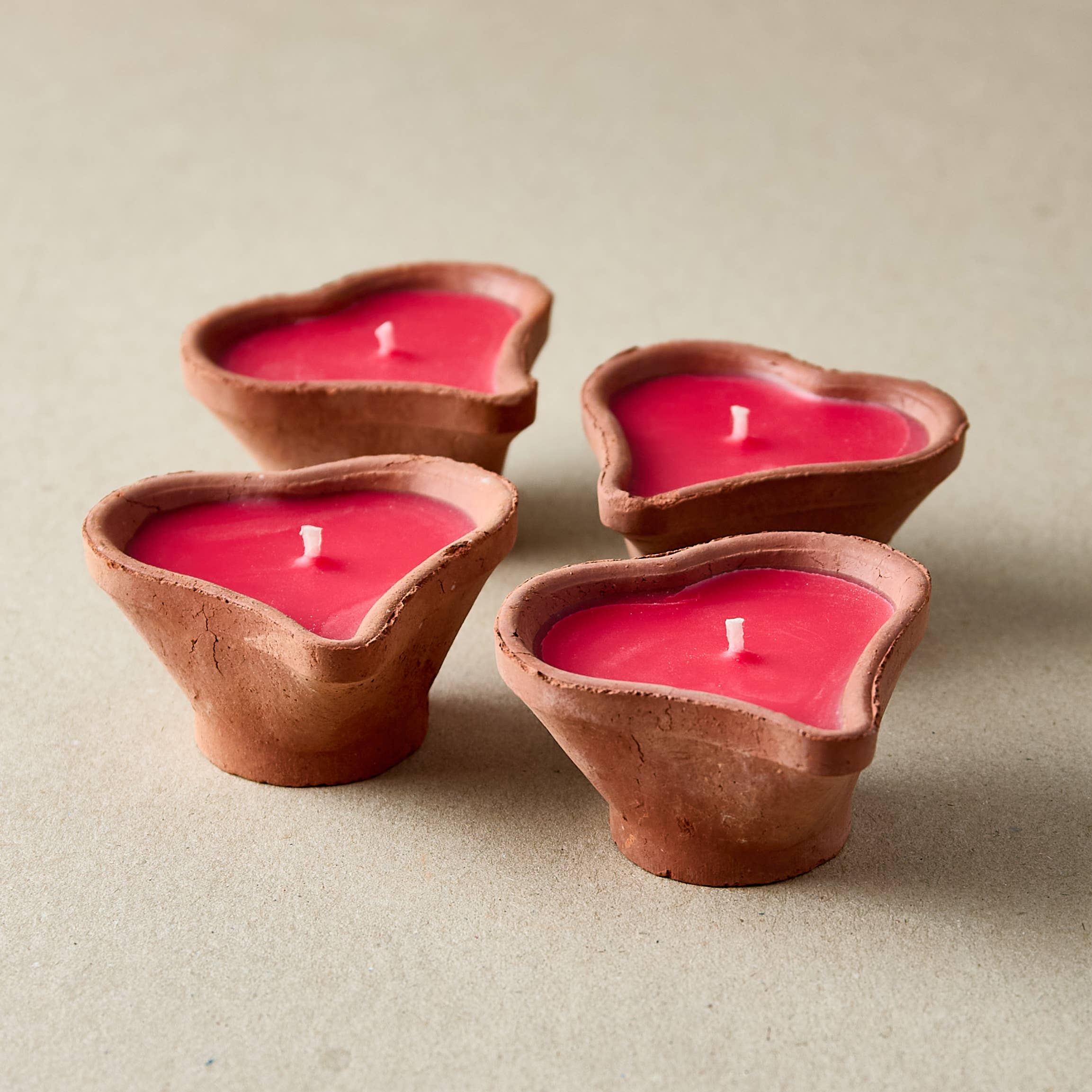 Dalit Goods Co - Wholesale Jar/Filled Candle - Heart-Shaped Terracotta Candles - Priya | Box of 43