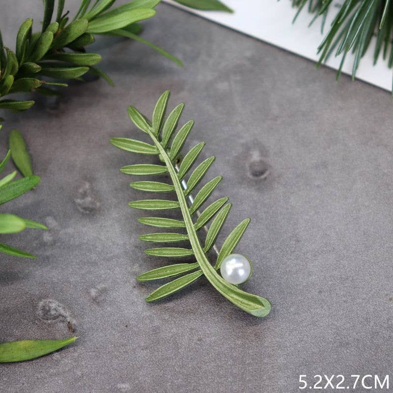 Tourtiwi - Wholesale Brooch - Lily Of the Valley Brooch, Botanical Series Pin23