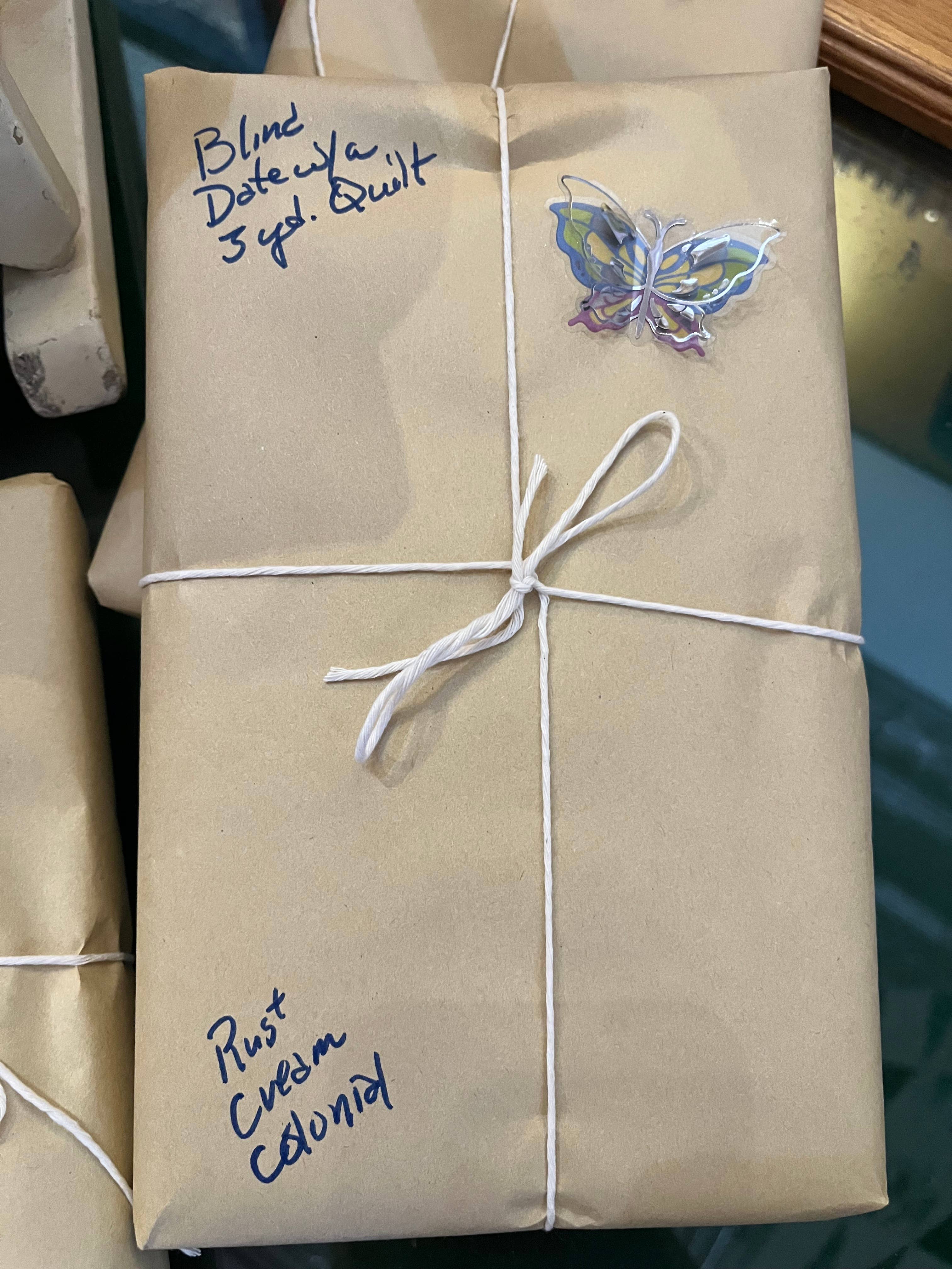 The Mouse & The Peacock - Wholesale Craft Sewing Kit - Blind Date with a 3 Yd. Quilt1