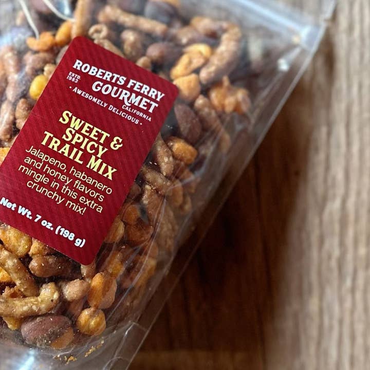 Roberts Ferry Gourmet - Wholesale Trail Mix - Sweet & Spicy Trail Mix