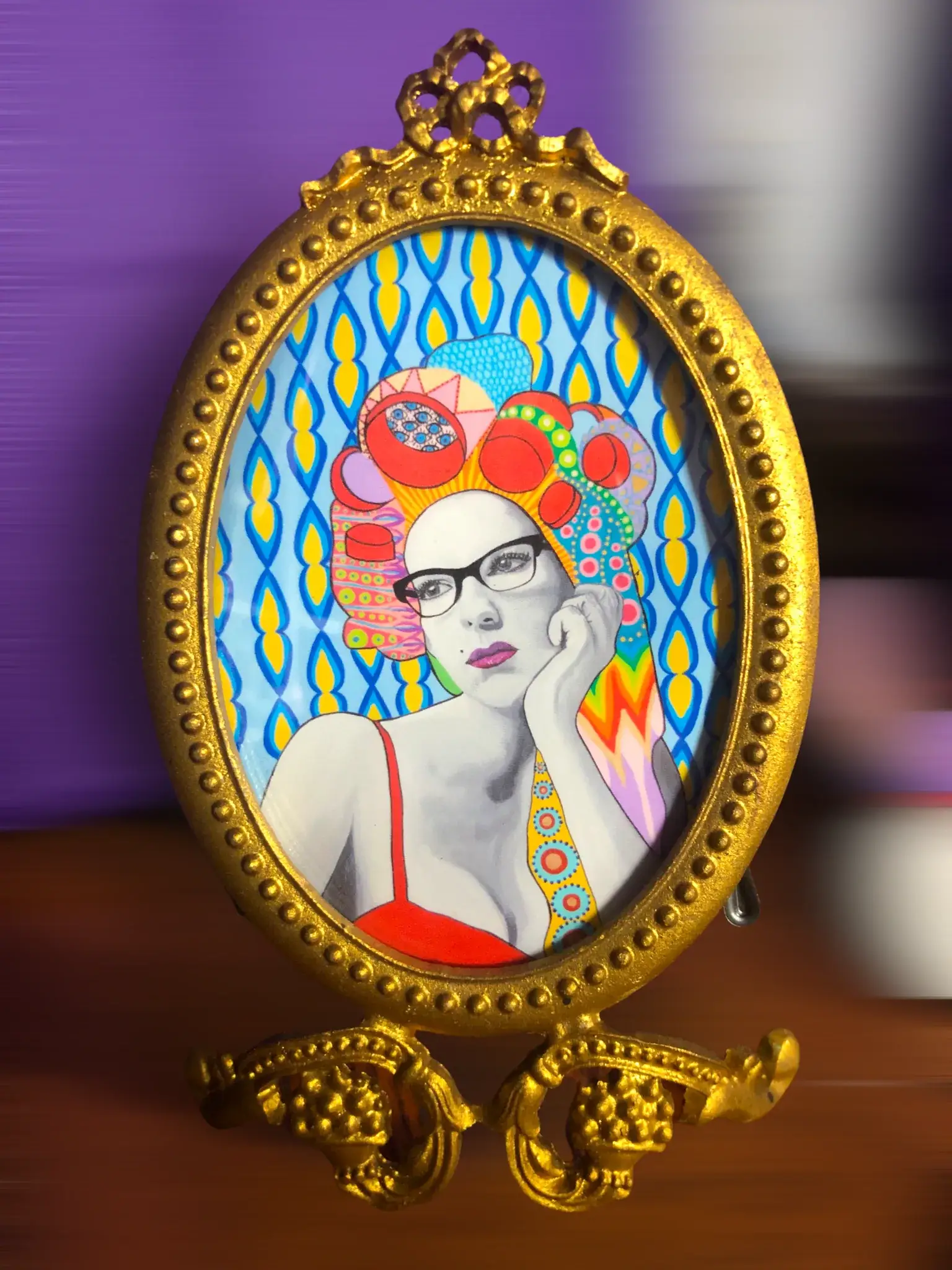 Somethingbadass – wholesale Picture frame – Baroque Oval Frame with Pop Art32