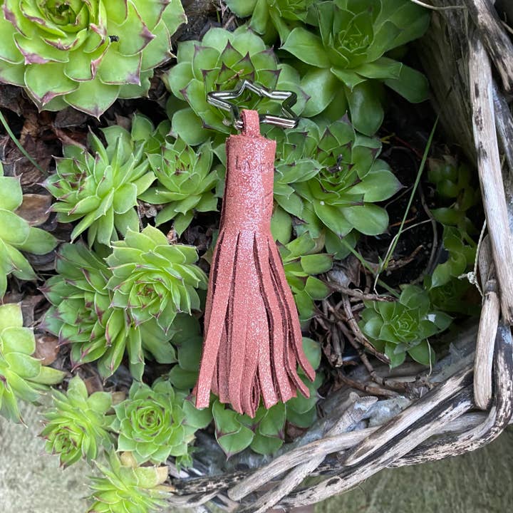 Porta-chaves de borla de couro brilhante por atacado de La cartablière