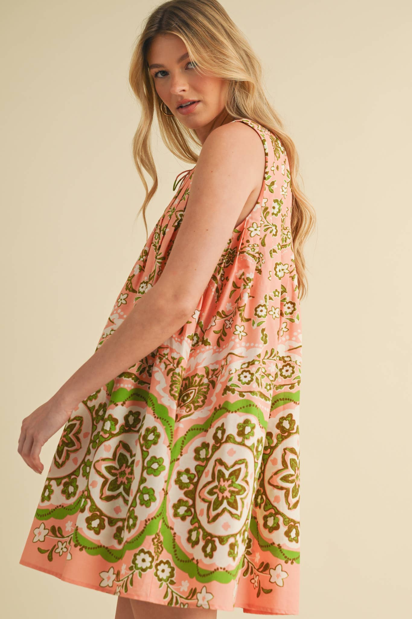 &MERCI - Wholesale Dress - Women's - EXCLUSIVE PRINT MINI DRESS WITH PLEATING MDR408615