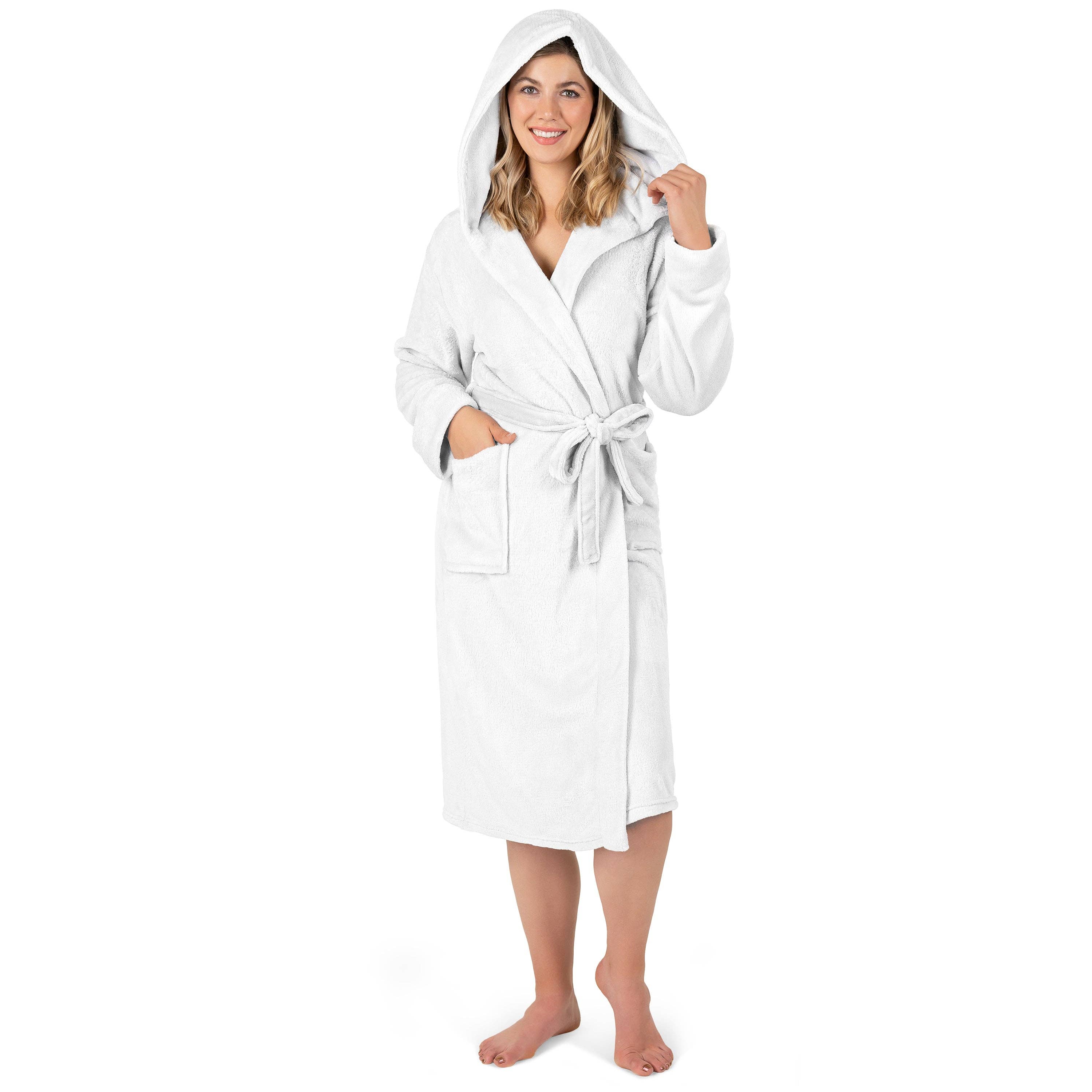 Pavilia - Wholesale Robe - Women's - Women's Classic Fleece Robe with Hood1