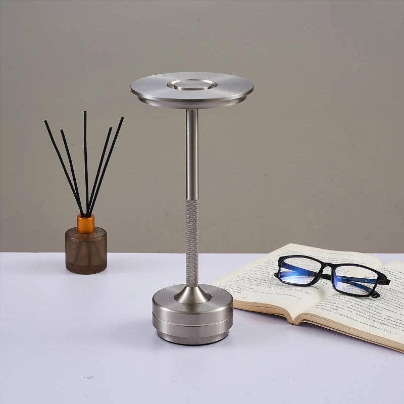 Kiyo Home - Vente Lampes d'appoint/de bureau - Lampe de table LED portable11