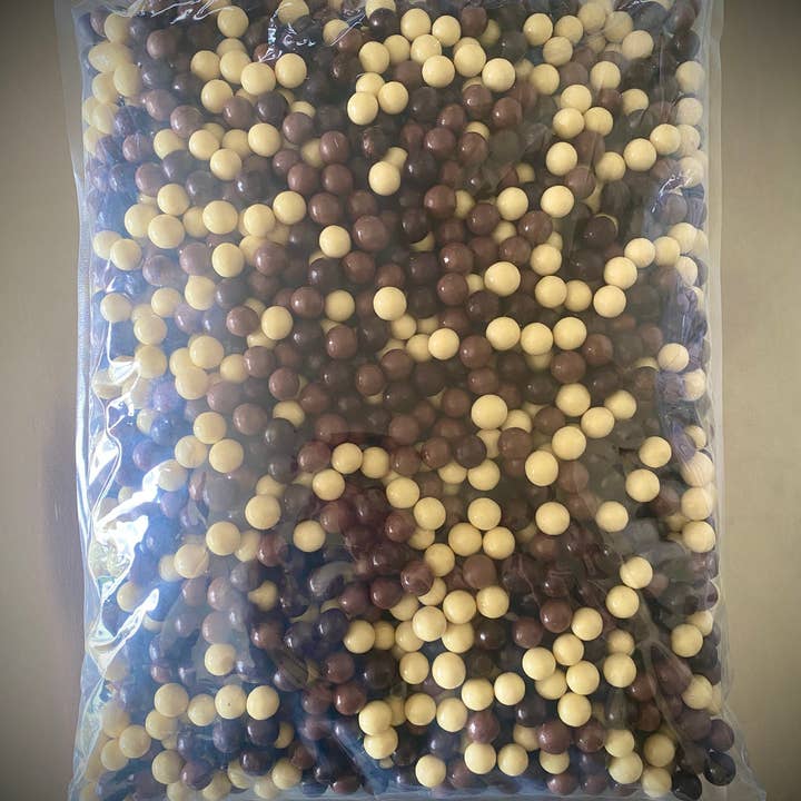 Cocoripop - Venta al por mayor Dulces con chocolate - Bolitas de maíz, con tres chocolates (granel 1 kg)