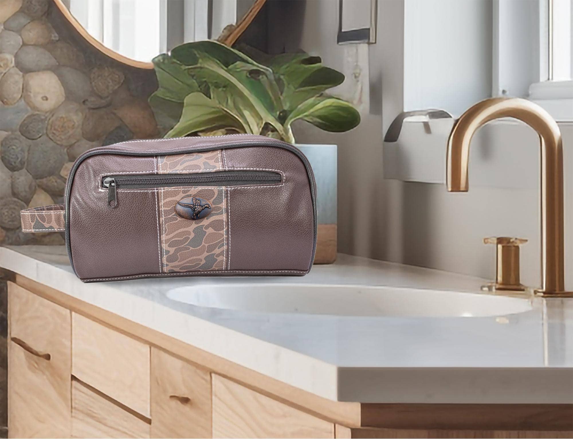 Zep-Pro - Wholesale Toiletry Bag - Men's - Mallard Brown Pebble Old School Camo Men's Toiletry Dopp Bag.5