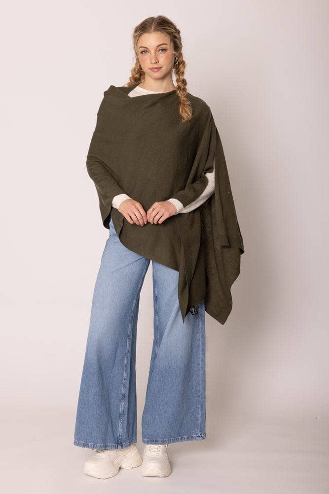 MiMi Wholesale - Wholesale Poncho - Women's - CCP320056 Juney Soft Classic Knit Poncho Ruana6