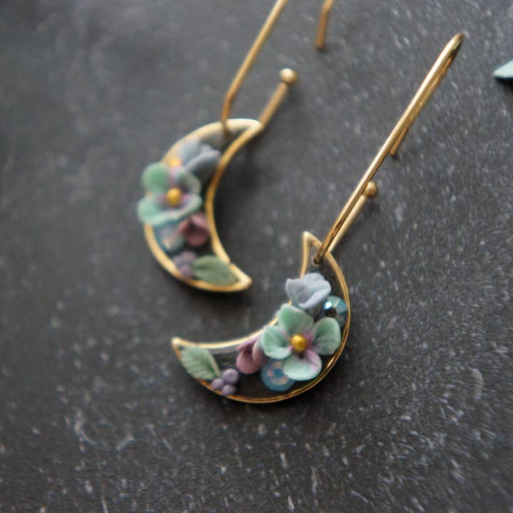 The Luna Lange Ohrringe — Gold für den Großhandel von Colourful Blossom