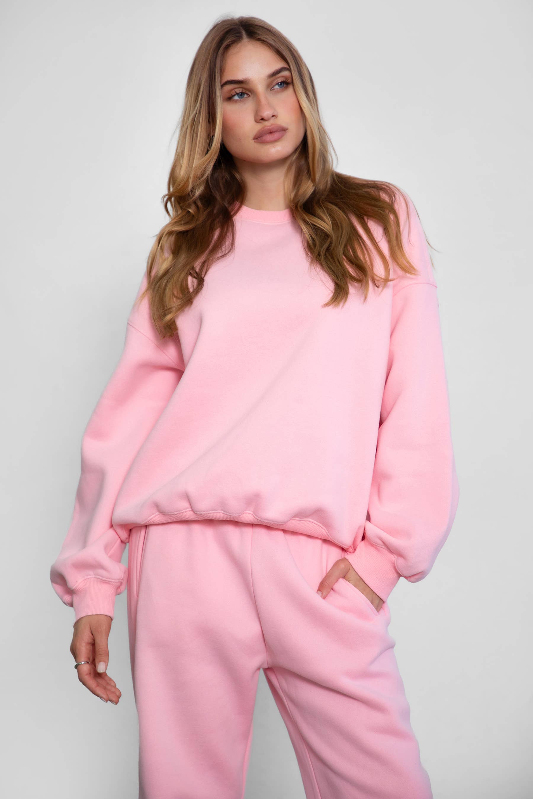 TICTOC - Wholesale Sweatshirt - Women's - VARSITY Plush Fleece Crew Neck Lounge Pullover Sweatshirt48